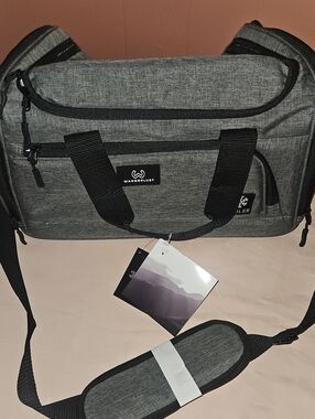 WANDERLUST  Gray Travel Duffel Cooler  Bag - Convertible Shoulder & Hand Carry